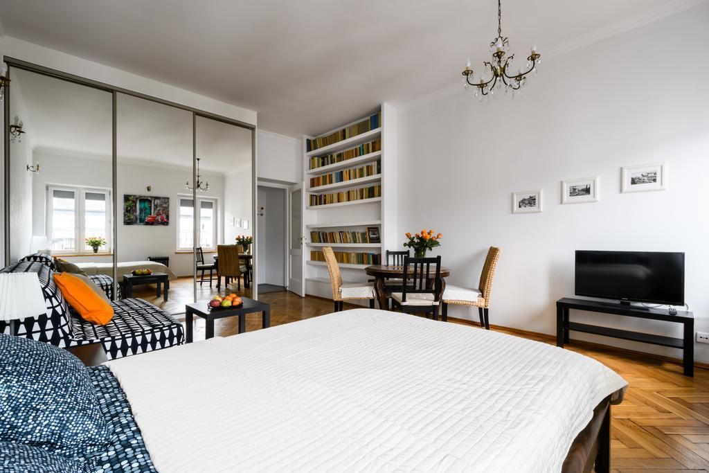 Local Poznanska Apartament